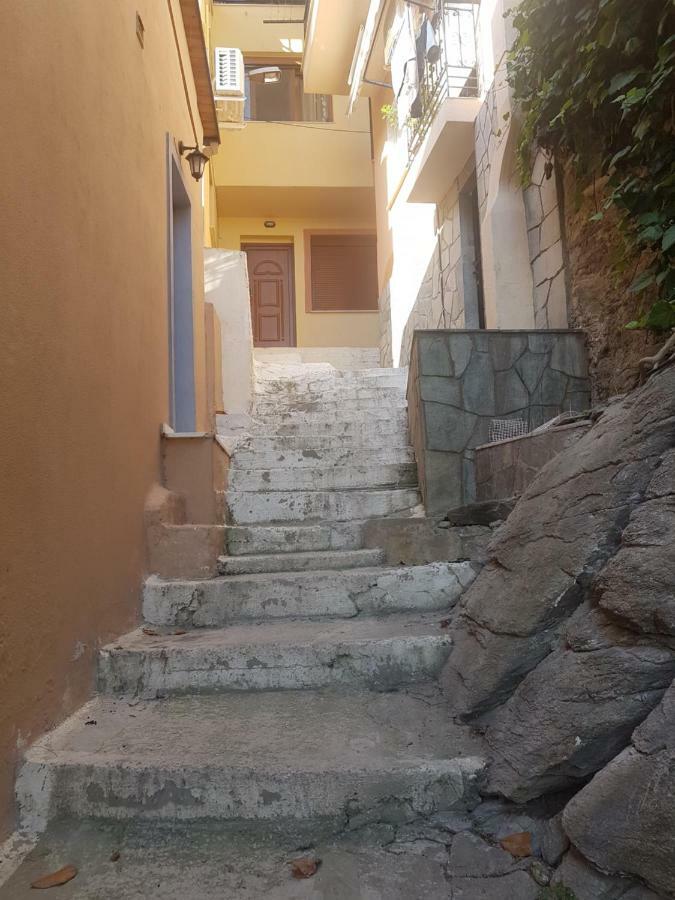 Old Town Luxury Suite Kavala Esterno foto