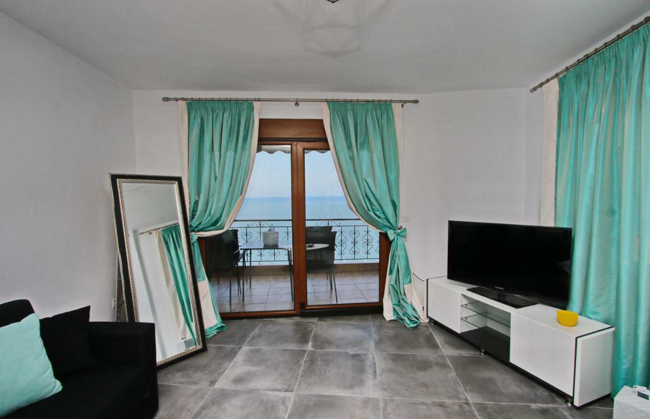 Old Town Luxury Suite Kavala Esterno foto